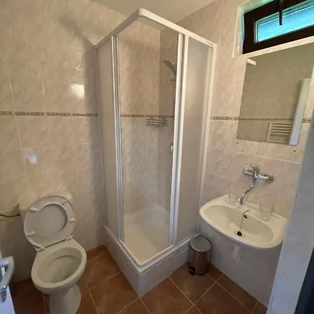 Bohemia 3*