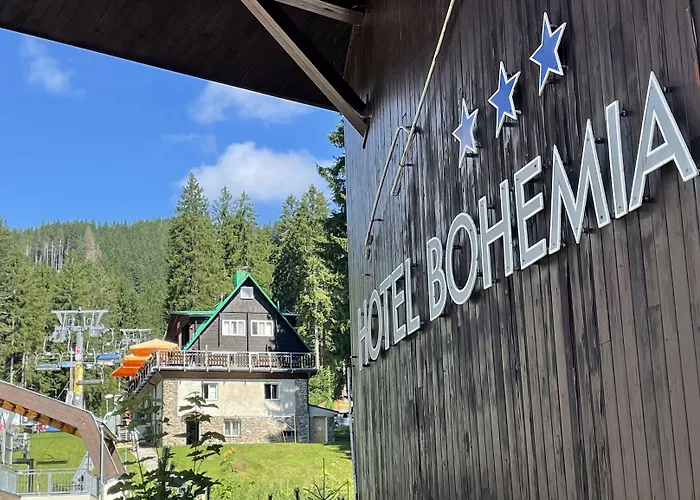 Отель Bohemia 3*